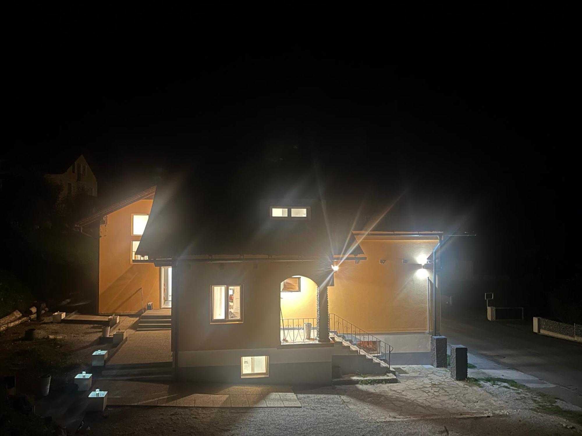 Gruener Exklusiv Appartement Oberort